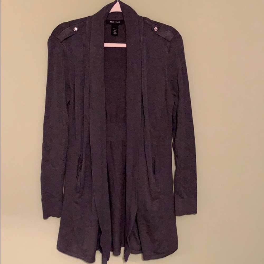 Cardigan sweater